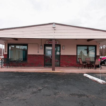 Oyo Hotel Dalton Pa I-81 Craig Kültér fotó